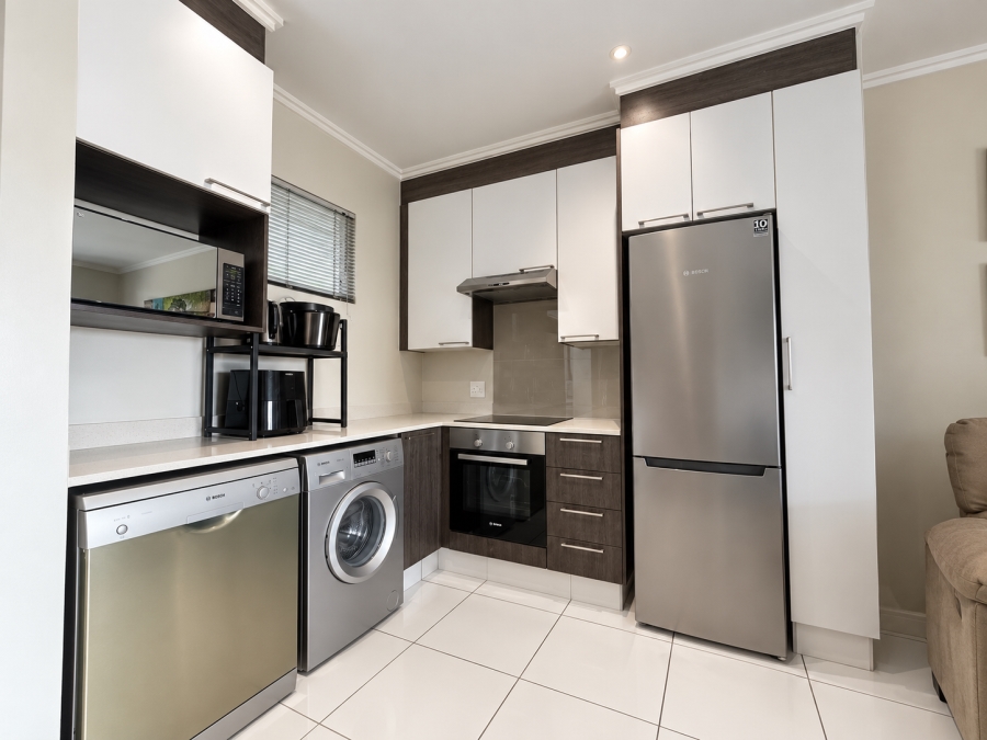 To Let 1 Bedroom Property for Rent in Lonehill Gauteng