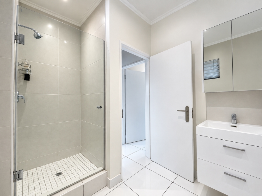 To Let 1 Bedroom Property for Rent in Lonehill Gauteng