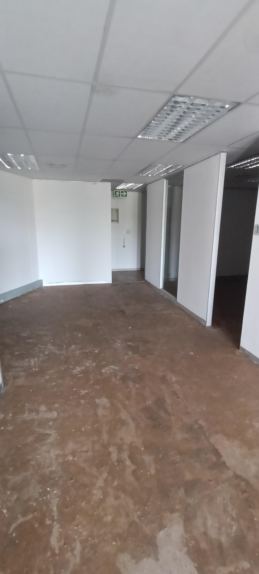 To Let Commercial Property for Rent in Faerie Glen Gauteng