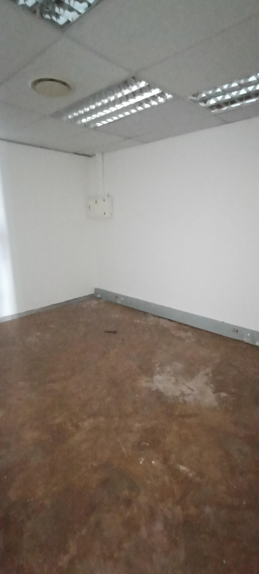 To Let Commercial Property for Rent in Faerie Glen Gauteng