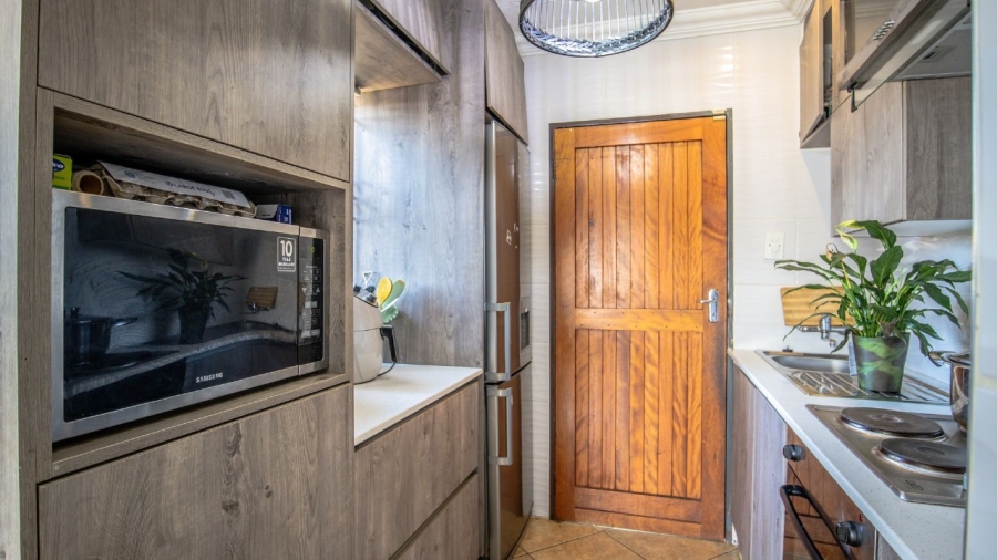 To Let 3 Bedroom Property for Rent in The Orchards Gauteng