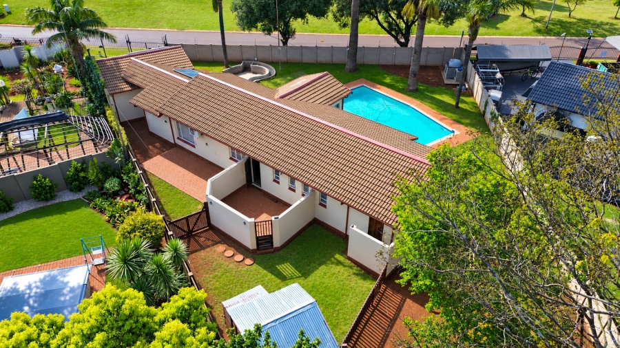3 Bedroom Property for Sale in Pierre Van Ryneveld Gauteng