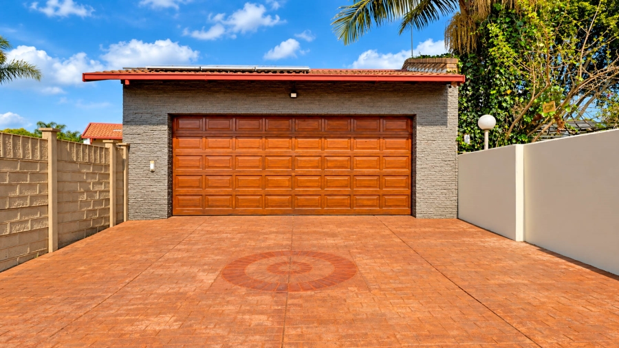 3 Bedroom Property for Sale in Pierre Van Ryneveld Gauteng