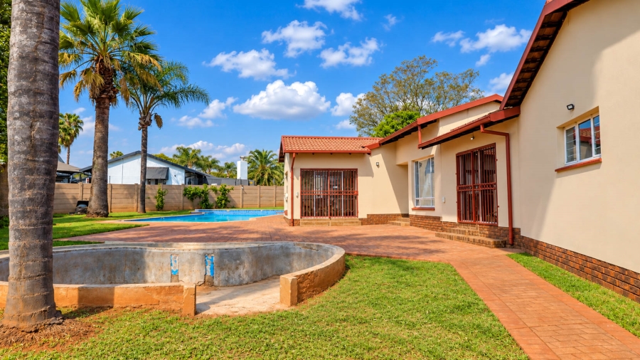 3 Bedroom Property for Sale in Pierre Van Ryneveld Gauteng