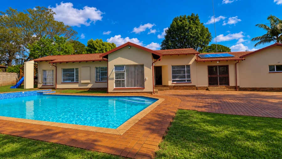 3 Bedroom Property for Sale in Pierre Van Ryneveld Gauteng