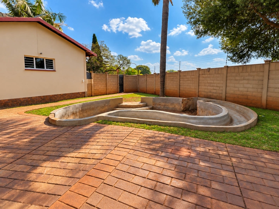3 Bedroom Property for Sale in Pierre Van Ryneveld Gauteng