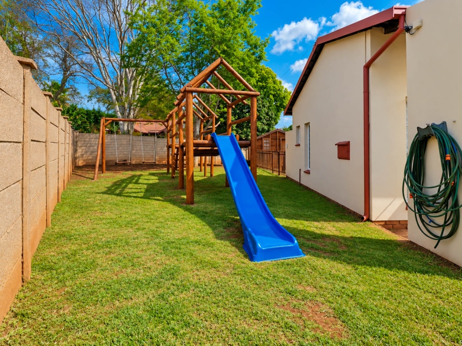 3 Bedroom Property for Sale in Pierre Van Ryneveld Gauteng