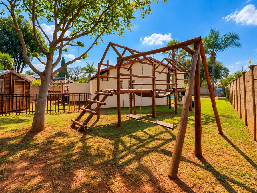 3 Bedroom Property for Sale in Pierre Van Ryneveld Gauteng