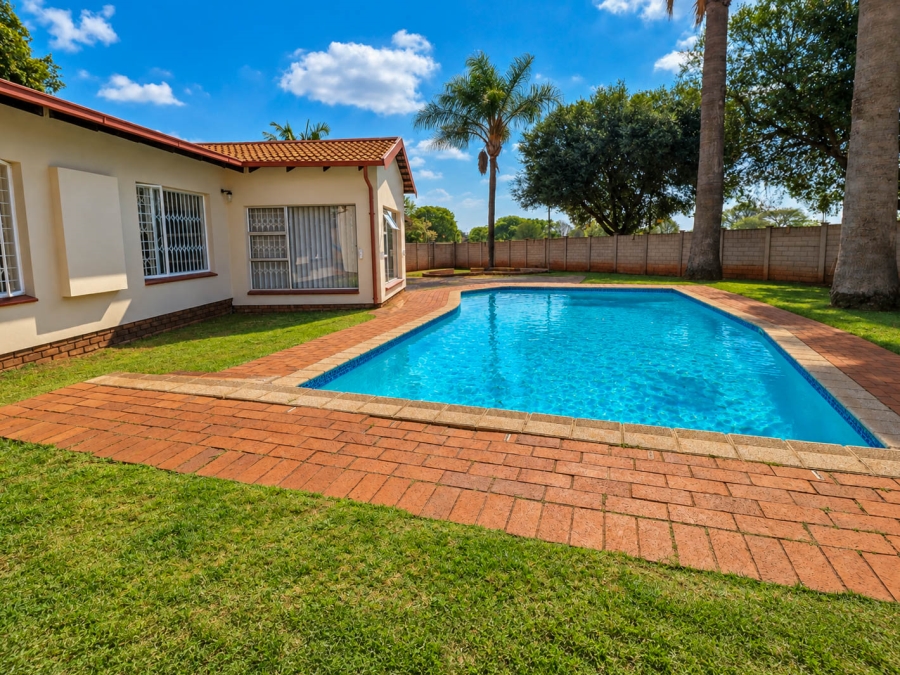 3 Bedroom Property for Sale in Pierre Van Ryneveld Gauteng