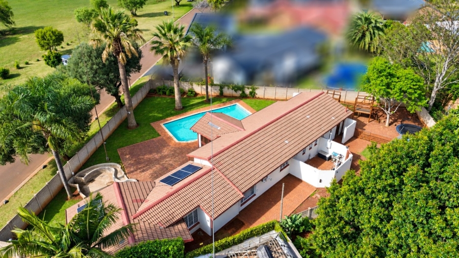 3 Bedroom Property for Sale in Pierre Van Ryneveld Gauteng