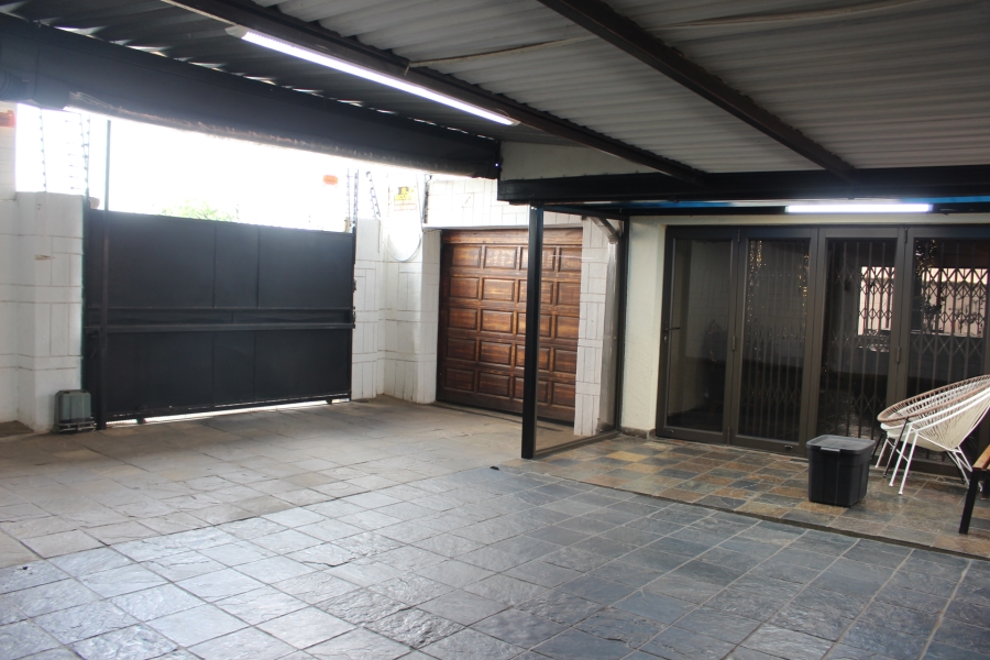 3 Bedroom Property for Sale in Eldorado Park Gauteng