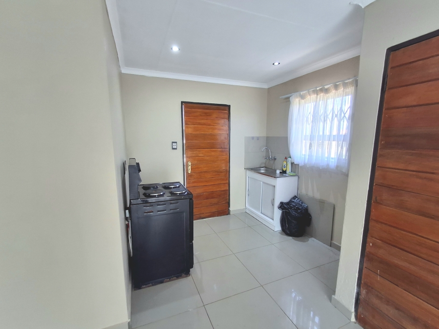 2 Bedroom Property for Sale in Vanderbijlpark CE 7 Gauteng