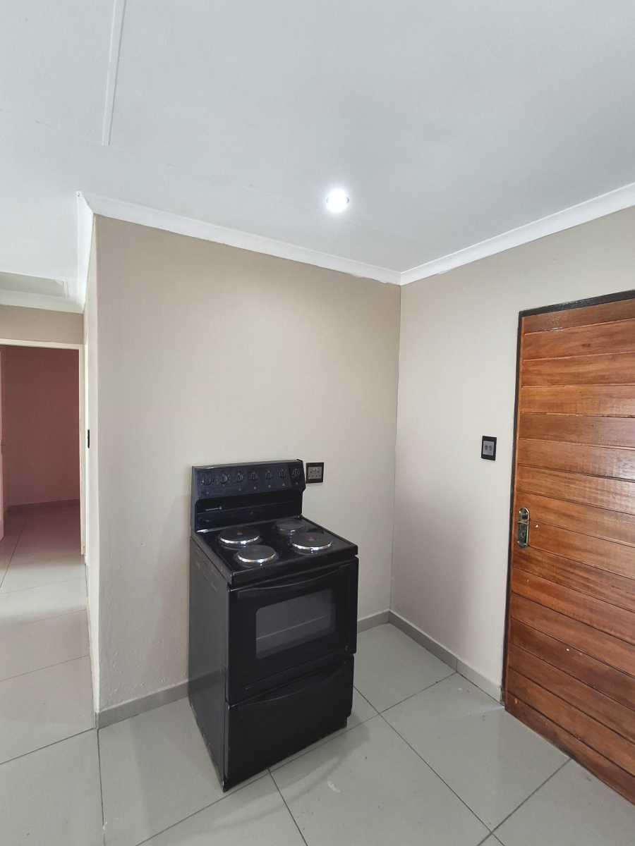 2 Bedroom Property for Sale in Vanderbijlpark CE 7 Gauteng