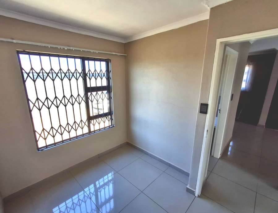 2 Bedroom Property for Sale in Vanderbijlpark CE 7 Gauteng