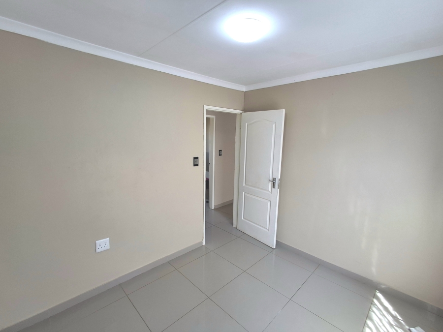 2 Bedroom Property for Sale in Vanderbijlpark CE 7 Gauteng