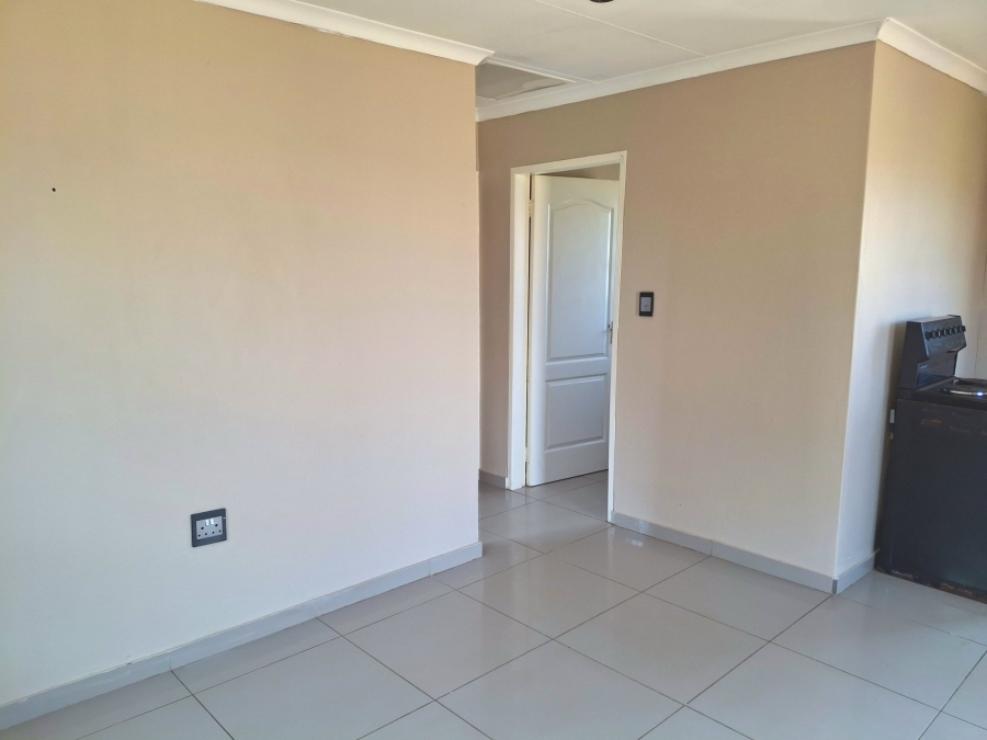 2 Bedroom Property for Sale in Vanderbijlpark CE 7 Gauteng
