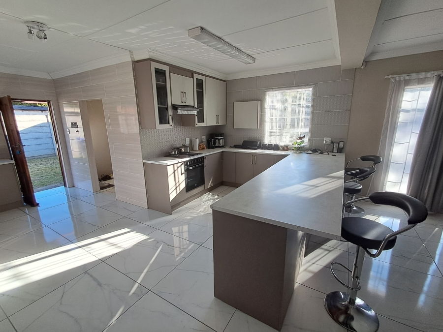 To Let 3 Bedroom Property for Rent in Vanderbijlpark CE 2 Gauteng