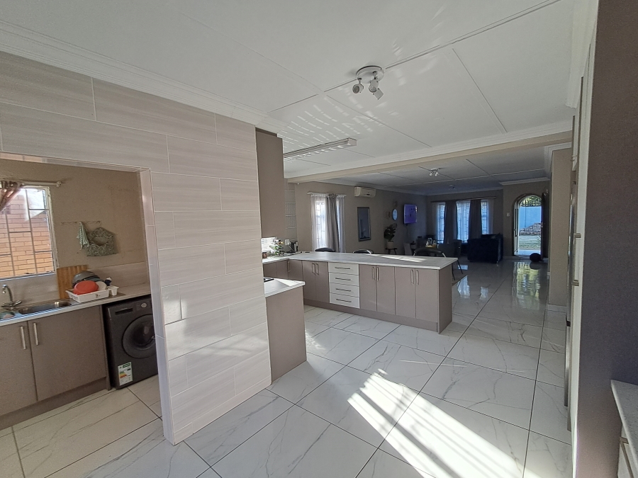 To Let 3 Bedroom Property for Rent in Vanderbijlpark CE 2 Gauteng