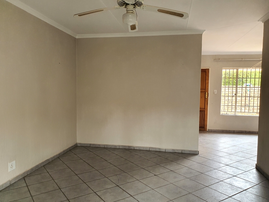 2 Bedroom Property for Sale in Equestria Gauteng