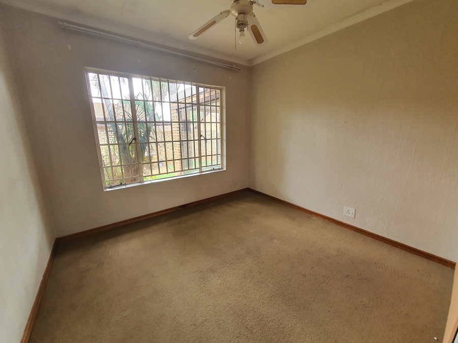 2 Bedroom Property for Sale in Equestria Gauteng