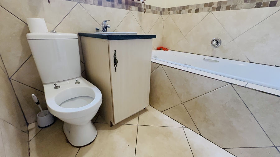 3 Bedroom Property for Sale in Sharon Park Gauteng