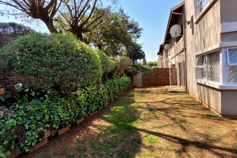 2 Bedroom Property for Sale in Wannenburghoogte Gauteng