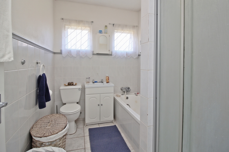 2 Bedroom Property for Sale in Wannenburghoogte Gauteng