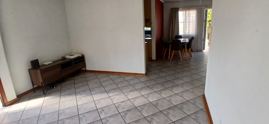 3 Bedroom Property for Sale in New Redruth Gauteng