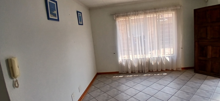 3 Bedroom Property for Sale in New Redruth Gauteng