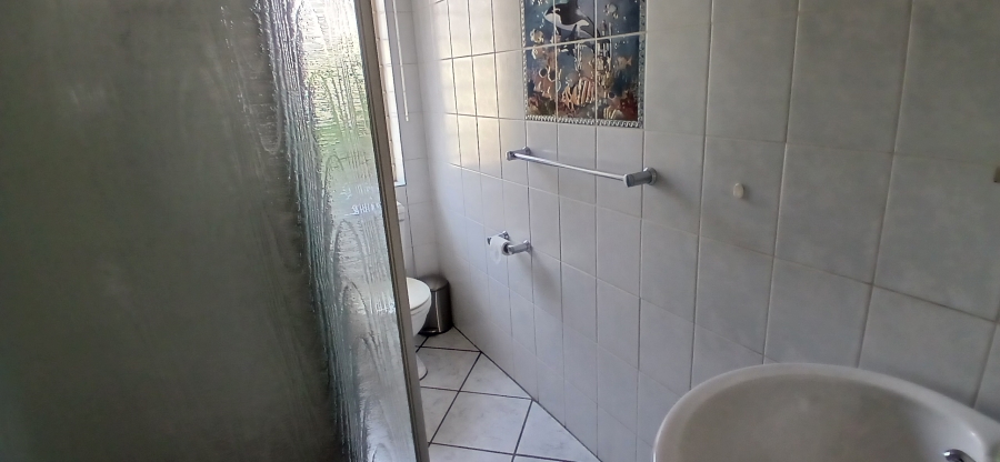 3 Bedroom Property for Sale in New Redruth Gauteng