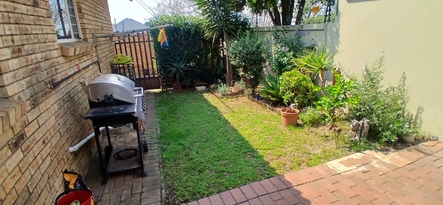 3 Bedroom Property for Sale in New Redruth Gauteng