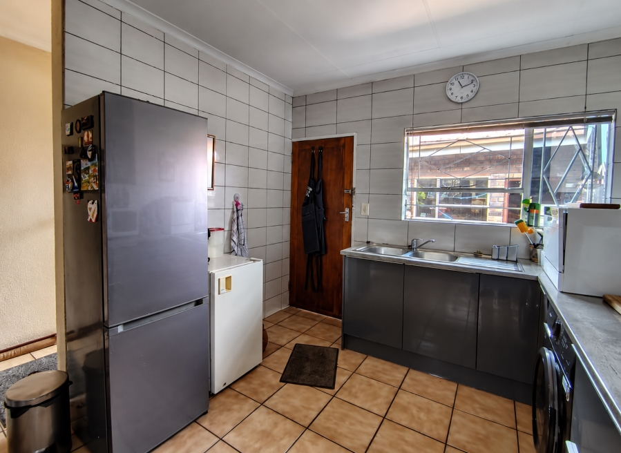 2 Bedroom Property for Sale in Three Rivers Gauteng