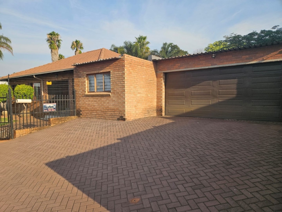 3 Bedroom Property for Sale in Montana Park Gauteng