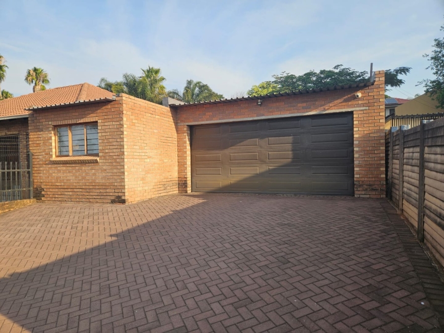 3 Bedroom Property for Sale in Montana Park Gauteng