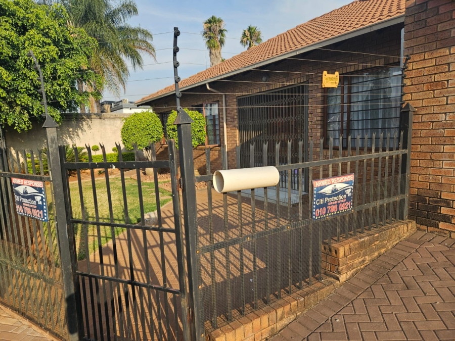 3 Bedroom Property for Sale in Montana Park Gauteng