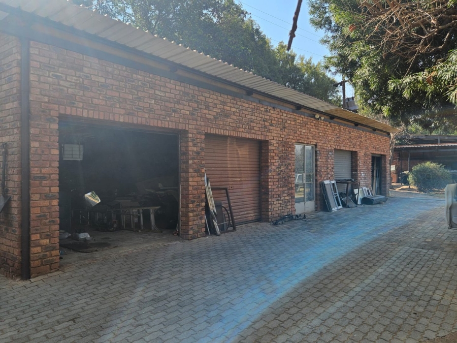4 Bedroom Property for Sale in Kameeldrift West Gauteng