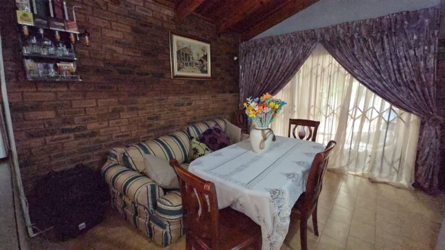 4 Bedroom Property for Sale in The Orchards Gauteng