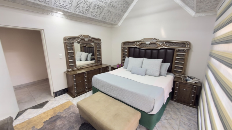 4 Bedroom Property for Sale in Ninapark Gauteng