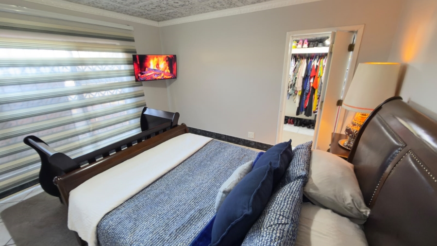 4 Bedroom Property for Sale in Ninapark Gauteng