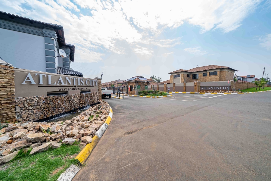 3 Bedroom Property for Sale in Sonneveld Gauteng