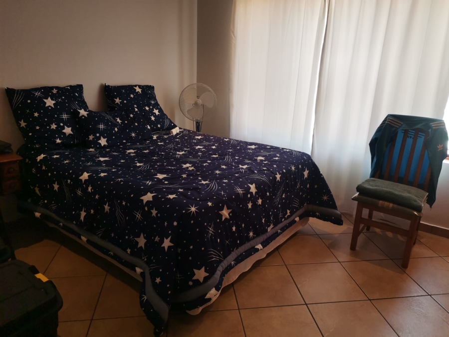 2 Bedroom Property for Sale in Sonneveld Gauteng
