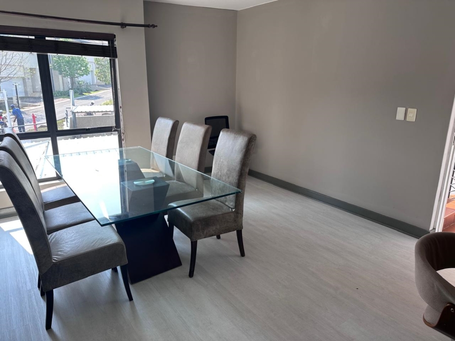 To Let 2 Bedroom Property for Rent in Wendywood Gauteng