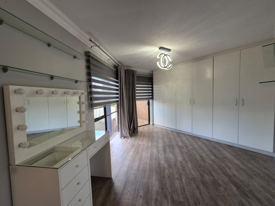 7 Bedroom Property for Sale in Lasiandra Gauteng