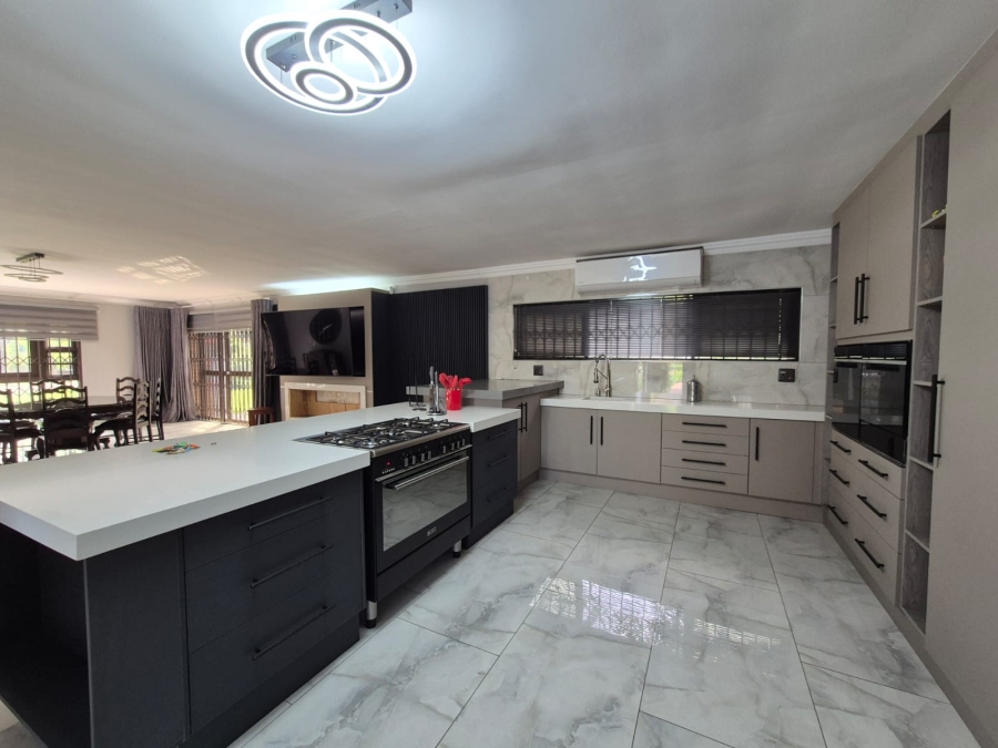 7 Bedroom Property for Sale in Lasiandra Gauteng