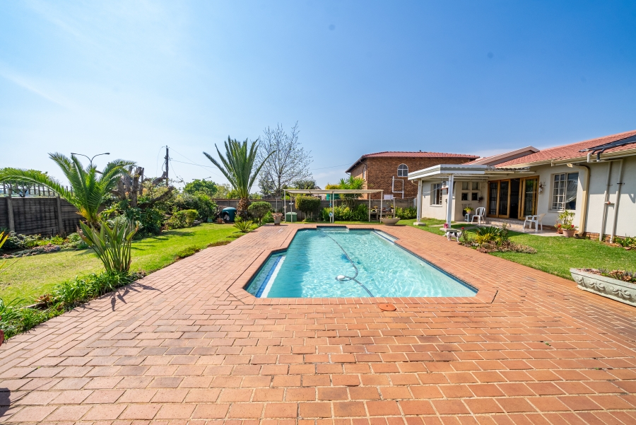 4 Bedroom Property for Sale in  Dalpark Ext 11 Gauteng