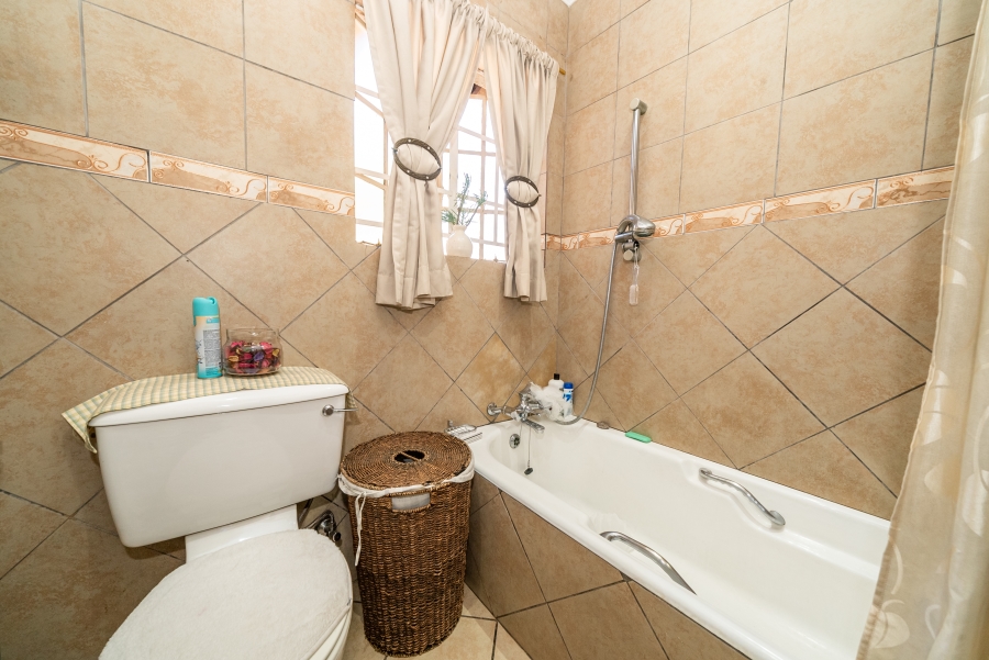 4 Bedroom Property for Sale in  Dalpark Ext 11 Gauteng