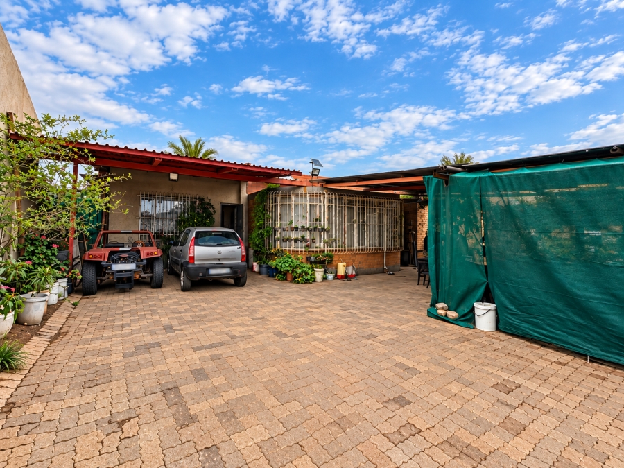 4 Bedroom Property for Sale in Dalview Gauteng