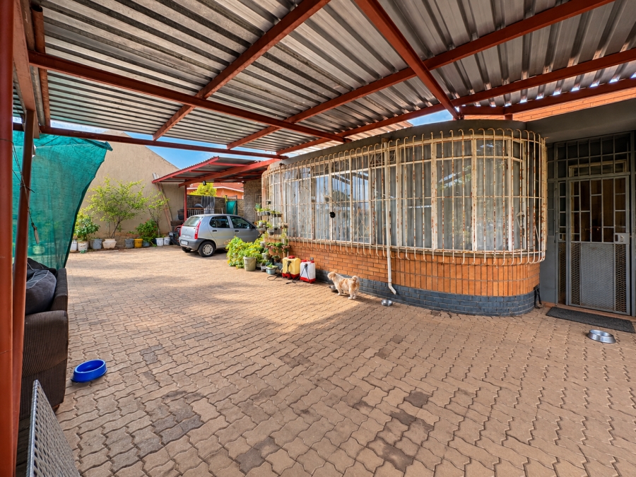 4 Bedroom Property for Sale in Dalview Gauteng