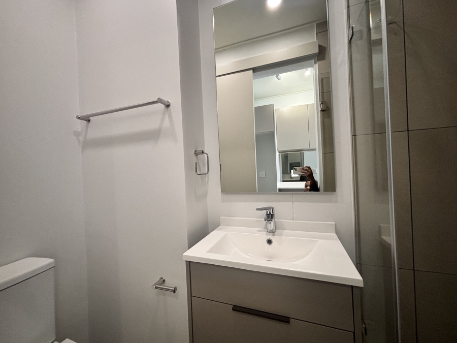 To Let 1 Bedroom Property for Rent in Rosebank Gauteng