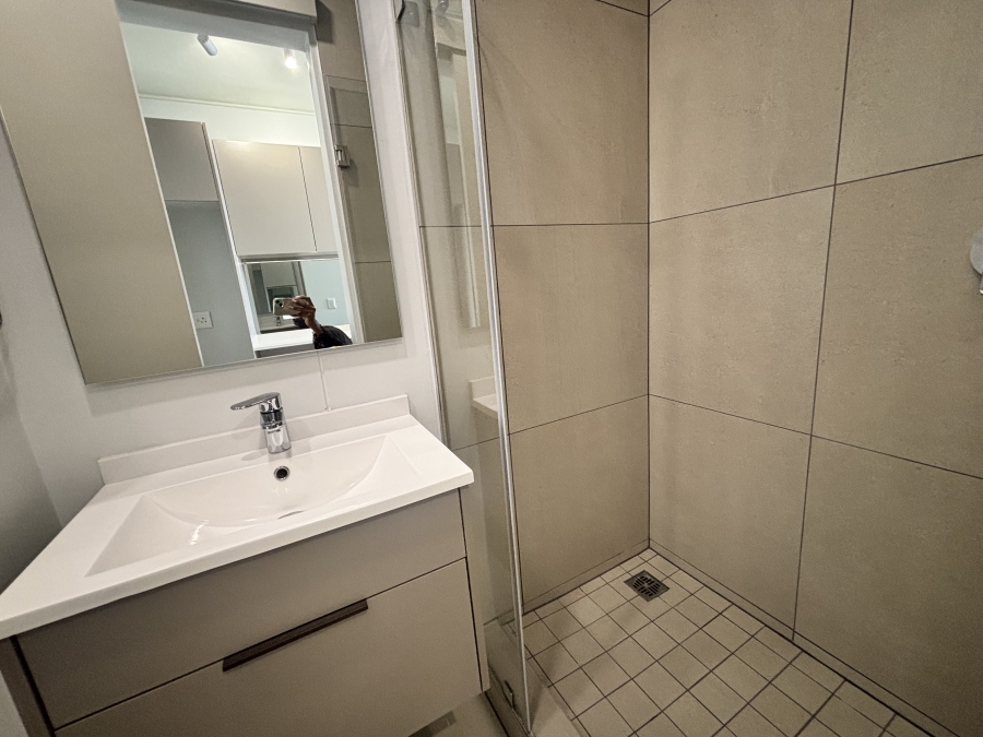 To Let 1 Bedroom Property for Rent in Rosebank Gauteng